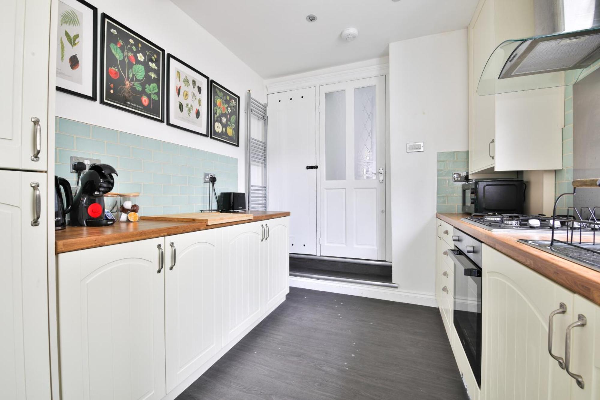 Fresh Cardiff Bay 2 Bedroom House- 3 Tv'S Εξωτερικό φωτογραφία
